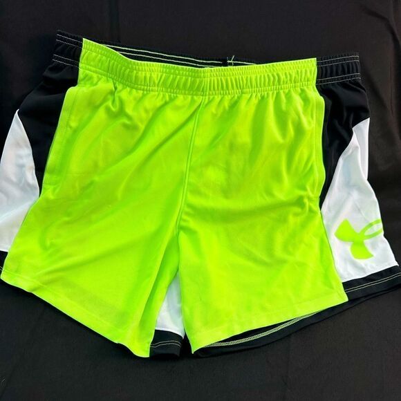 NWT Women’s Under Armour Baseline Shorts (XL) - Picture 1 of 5